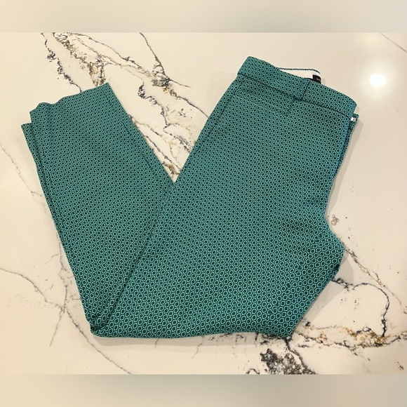 Banana Republic Sloan fit slacks size 6 - Picture 3 of 6